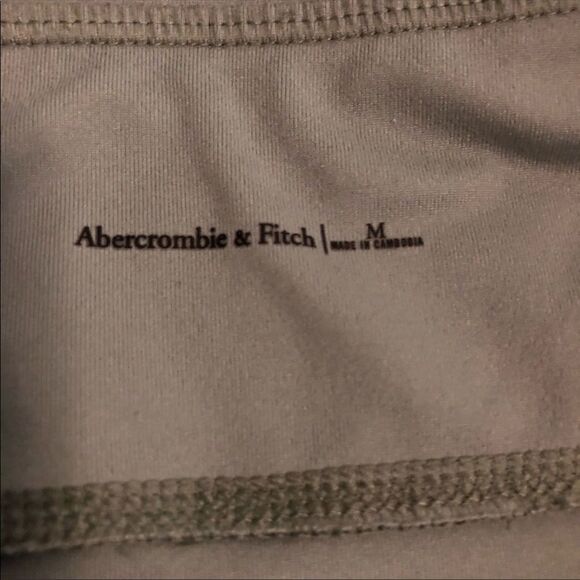 ✨HP✨Abercrombie & Fitch Legging with Mesh Panel✨ - Picture 6 of 6
